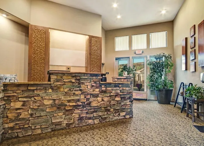 Enjoy The Beautiful Setting With Your Family In 2bd With Amenities Holiday home *